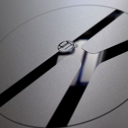 Compact Grey – You don’t know me