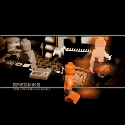 SPIEDKIKS – Little Smartphone People