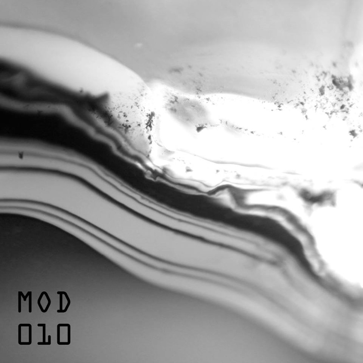 MOD010 VARIOUS ARTISTS