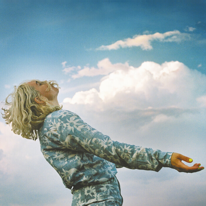 HAAi – Baby, We’re Ascending [Hi-RES]