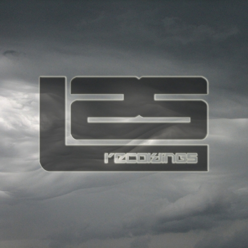 Ollie Macfarlane – Grey Skies