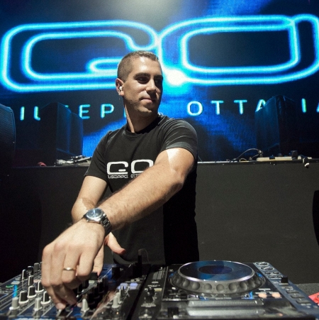 Giuseppe Ottaviani – Life Gate (Club Mix)