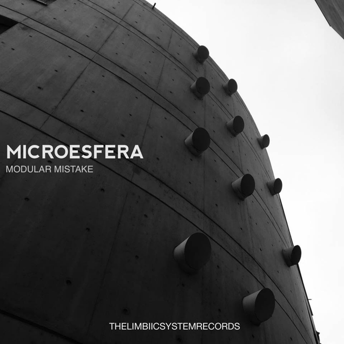 Microesfera – Modular Mistake