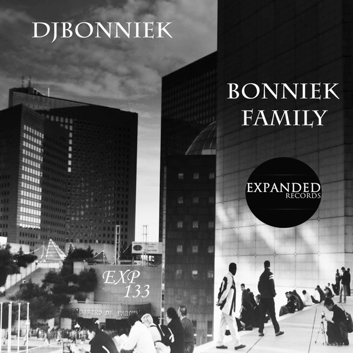 DjBoNniek – Bonniek Family
