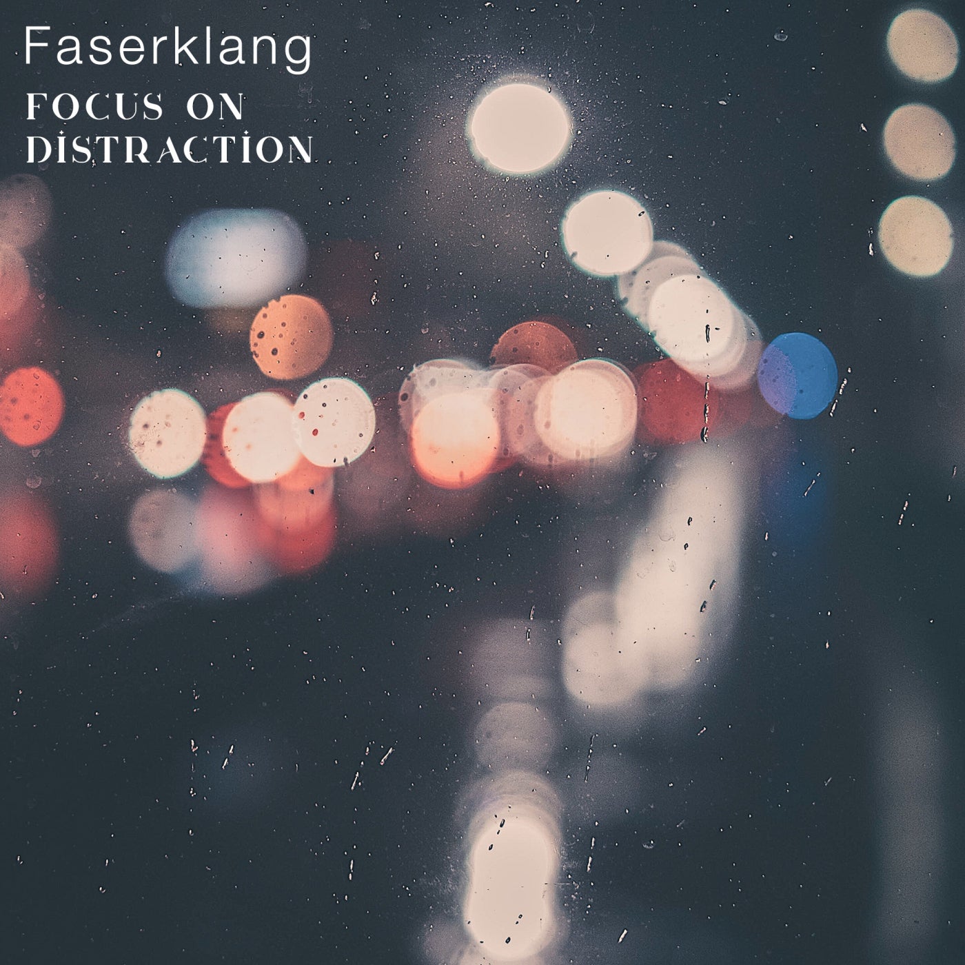 Faserklang – Focus on distraction